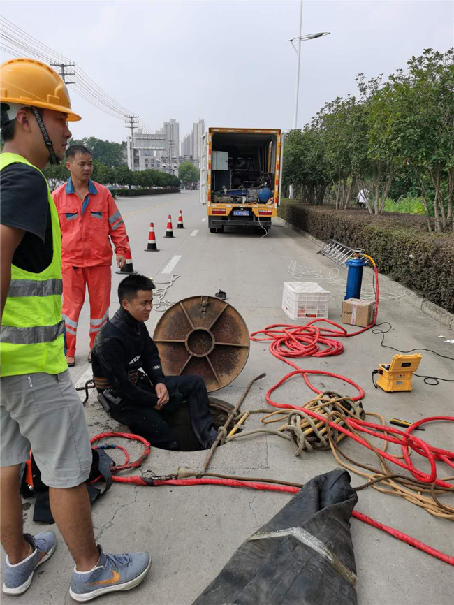 靖西翻衬法管道修复技术主要工序